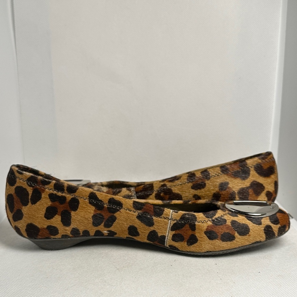 Antonio Melani Leopard Calf Hair Ballet Flats Silver Logo Women’s 7 - Picture 6 of 13